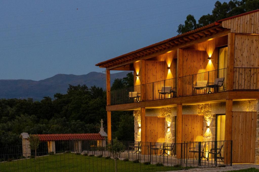 Quinta De Cypriano - Wine & Nature Ponte da Barca Exterior photo